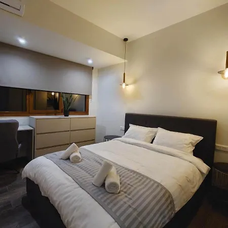 Apartment Mini Escape *